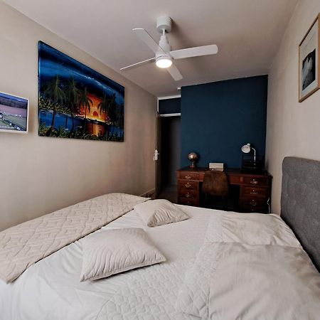 Chambre Spacieuse - Dressing - Sdb Communes - Parking Prive Νιμ Εξωτερικό φωτογραφία