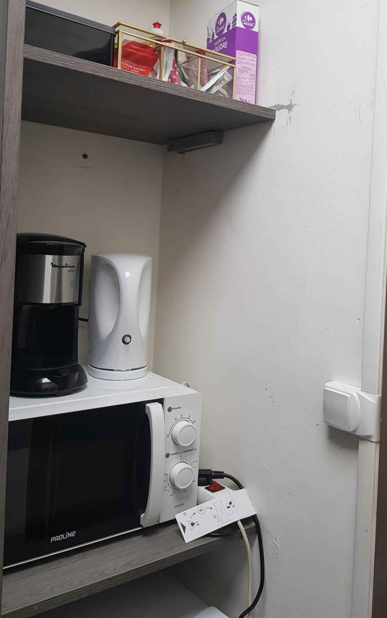 Chambre Spacieuse - Dressing - Sdb Communes - Parking Prive Νιμ Εξωτερικό φωτογραφία