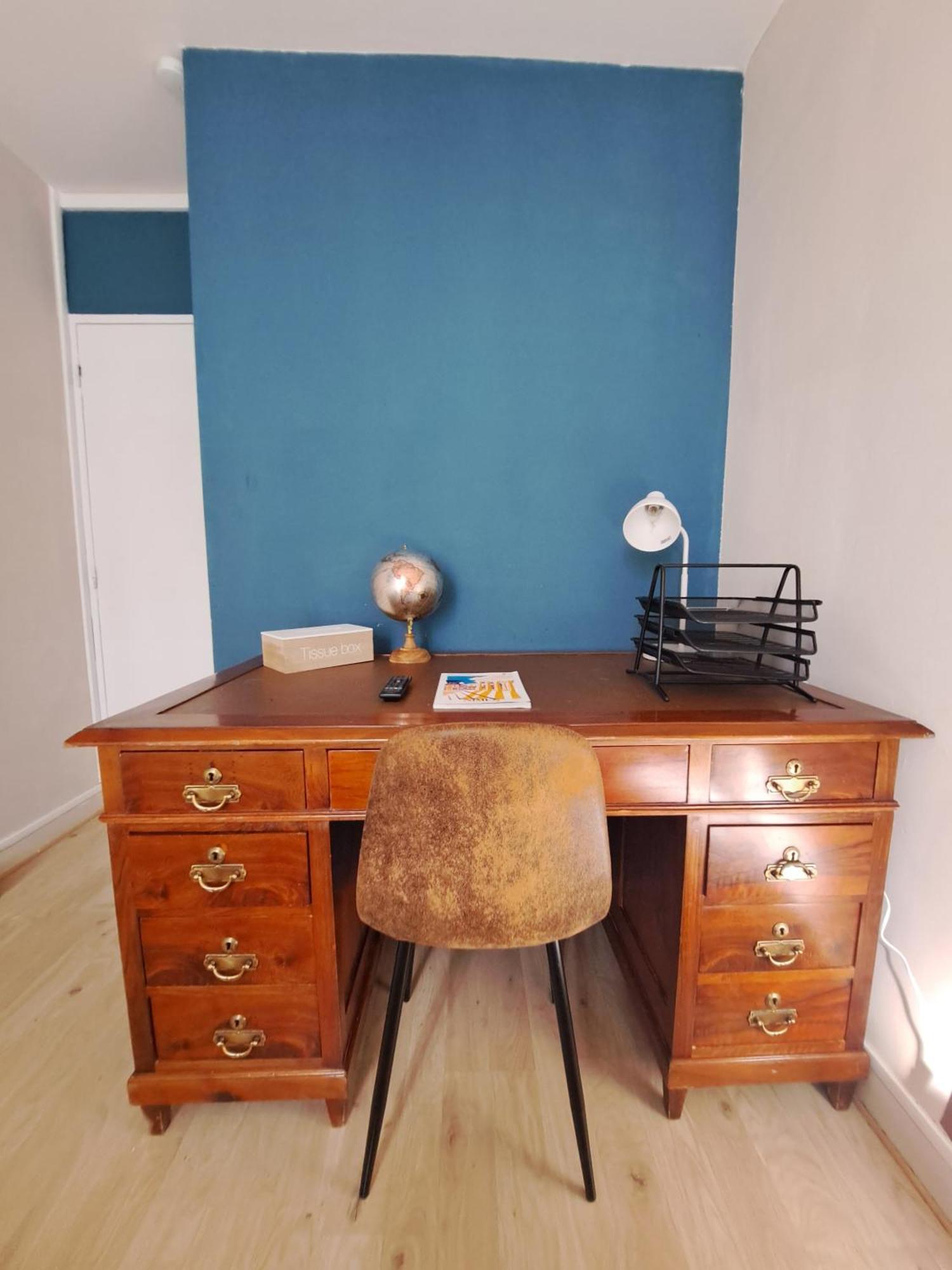 Chambre Spacieuse - Dressing - Sdb Communes - Parking Prive Νιμ Εξωτερικό φωτογραφία